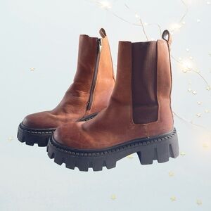 Steve Madden Chunky Brown Leather Ankle Boots size 5M